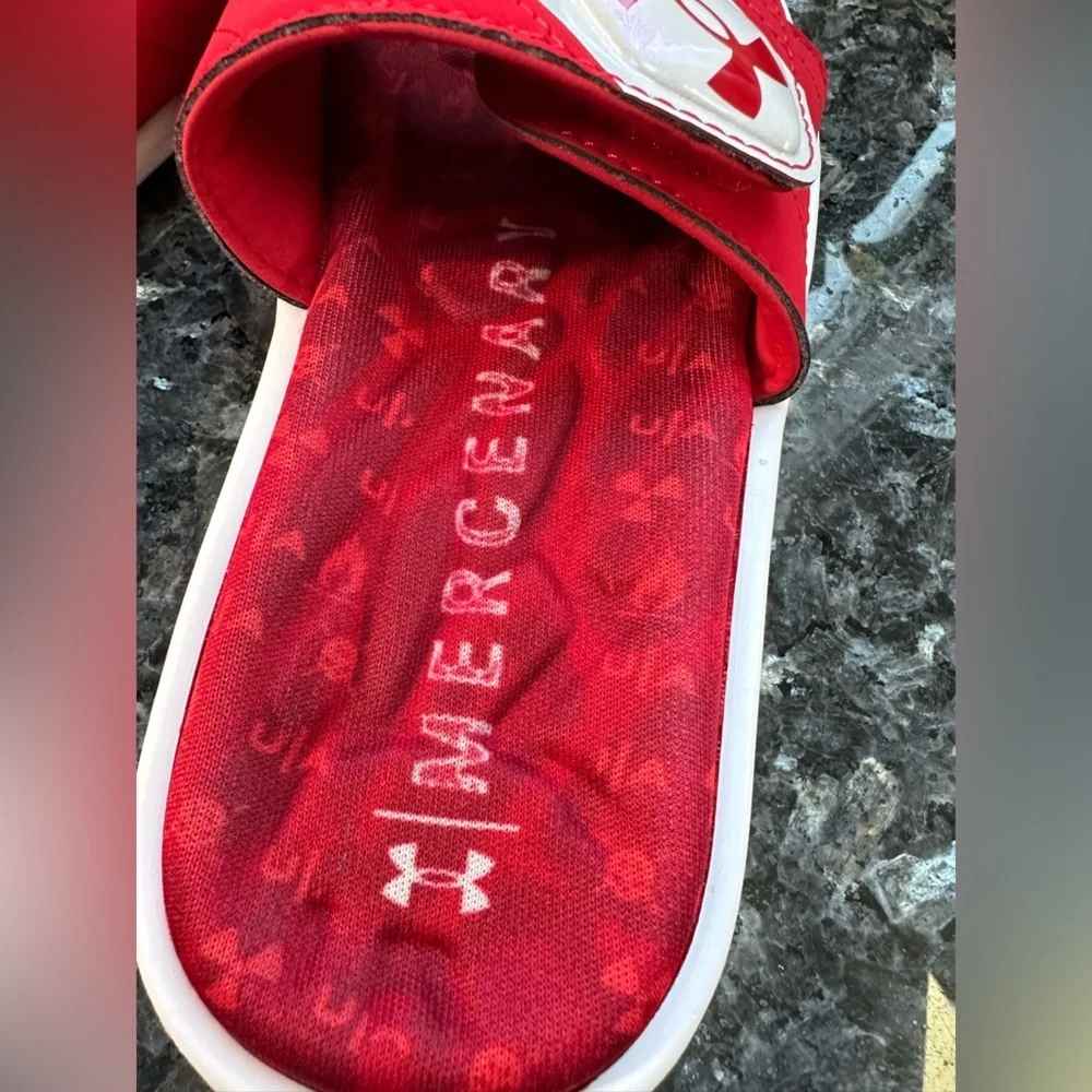 Under Armour Sandals Youth Kids Size 1 Mercenary Slide Red Hook & Loop Comfort